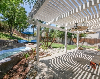 3476 Hawthorne - Photo Thumbnail 22