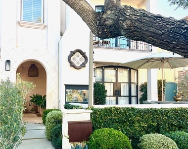 412 Acacia Avenue - Photo Thumbnail 7