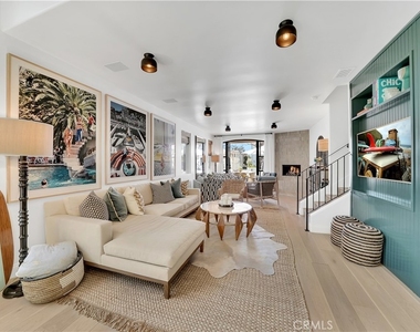 412 Acacia Avenue - Photo Thumbnail 1