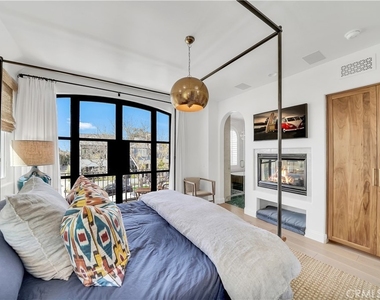 412 Acacia Avenue - Photo Thumbnail 21
