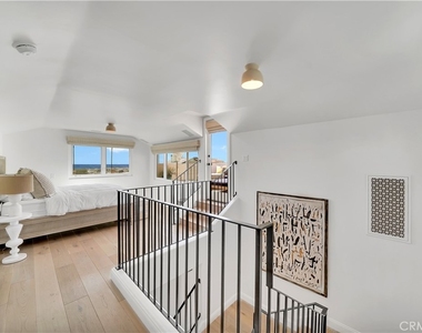 412 Acacia Avenue - Photo Thumbnail 24