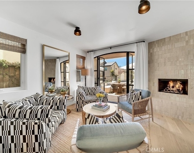 412 Acacia Avenue - Photo Thumbnail 2