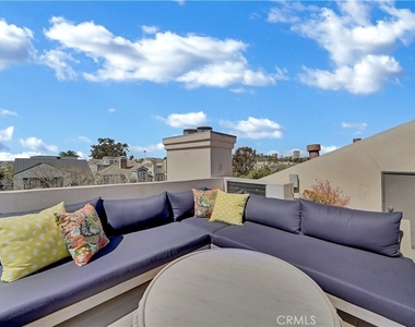 412 Acacia Avenue - Photo Thumbnail 29