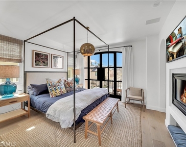 412 Acacia Avenue - Photo Thumbnail 19