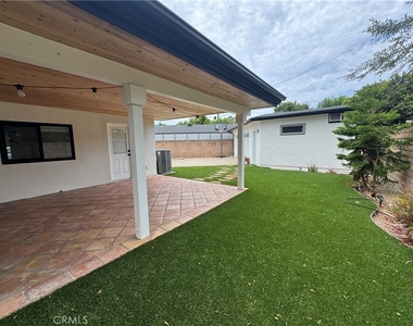 380 Mira Loma Pl - Photo Thumbnail 16