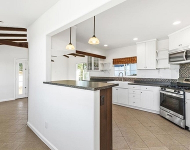 835 Barsby St - Photo Thumbnail 2