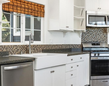 835 Barsby St - Photo Thumbnail 3
