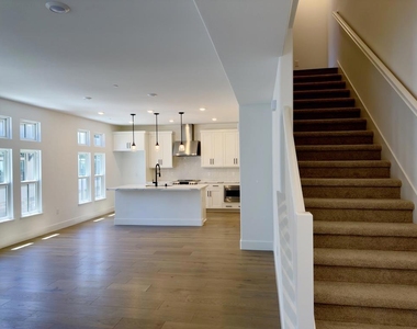 543 Shockley Alley - Photo Thumbnail 7