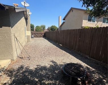2152 Trafalgar Avenue - Photo Thumbnail 18