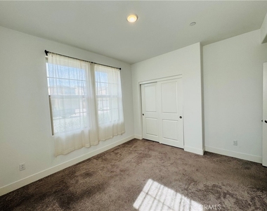 36398 Calle Lisbon - Photo Thumbnail 24