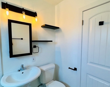 425 Grand Ave - Photo Thumbnail 17