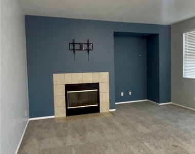 27903 Crescent Court - Photo Thumbnail 5