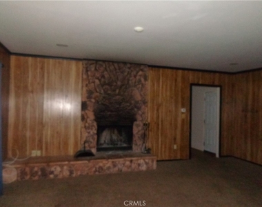 1021 Coulter Pine - Photo Thumbnail 6