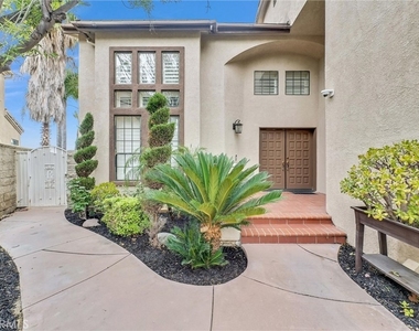3061 Diamond View - Photo Thumbnail 2