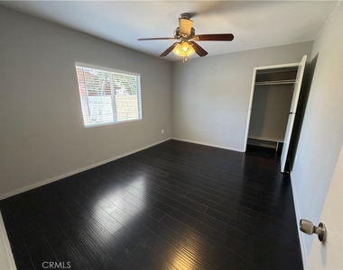 835 Pepper Way - Photo Thumbnail 9