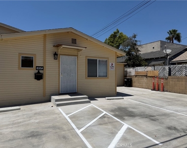 835 Pepper Way - Photo Thumbnail 1