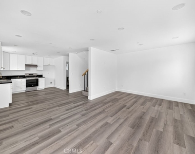 13424 Kamloops Street - Photo Thumbnail 44