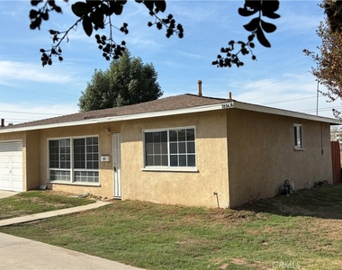 7224 1/4 Florence Avenue - Photo Thumbnail 19