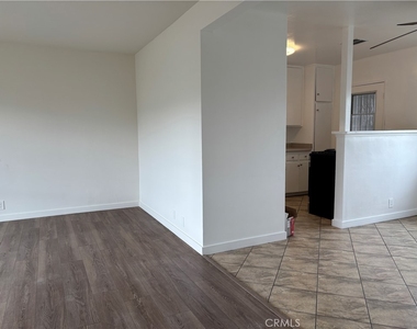 7224 1/4 Florence Avenue - Photo Thumbnail 3