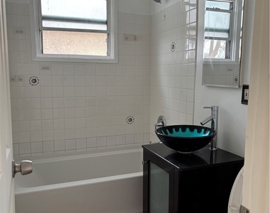 7224 1/4 Florence Avenue - Photo Thumbnail 13