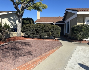 9792 Spruce Court - Photo Thumbnail 10