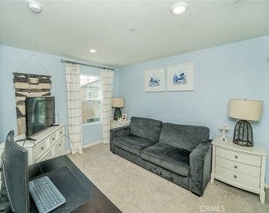1617 Honeysuckle Place - Photo Thumbnail 22