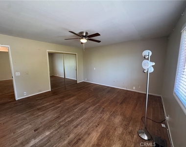 21015 Cantel - Photo Thumbnail 25