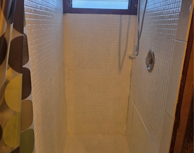 11505 Swinton Avenue - Photo Thumbnail 3