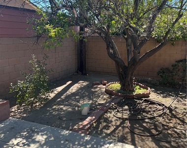 12752 Lemay - Photo Thumbnail 21