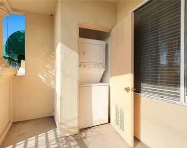 208 N Lincoln Avenue - Photo Thumbnail 18