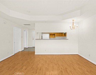 208 N Lincoln Avenue - Photo Thumbnail 13