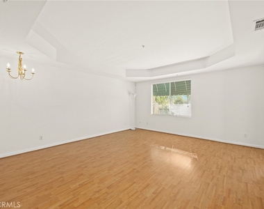 208 N Lincoln Avenue - Photo Thumbnail 9