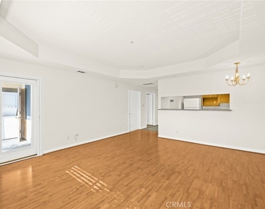 208 N Lincoln Avenue - Photo Thumbnail 12