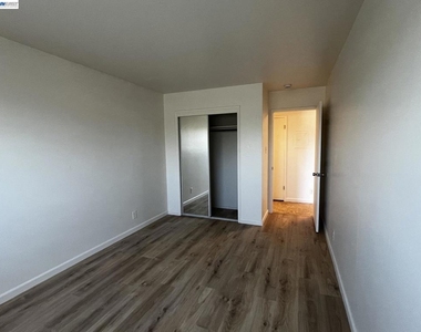 36976 Mulberry St - Photo Thumbnail 20