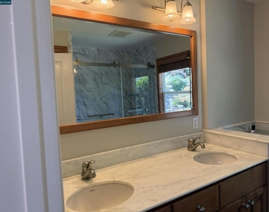 1271 Summit Rd - Photo Thumbnail 12