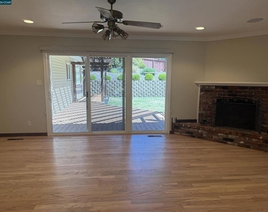 1271 Summit Rd - Photo Thumbnail 2