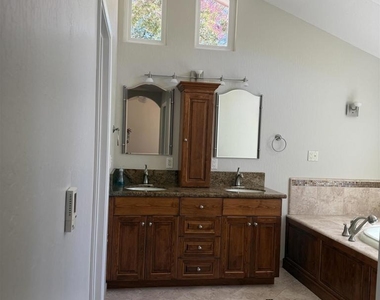 1271 Summit Rd - Photo Thumbnail 14