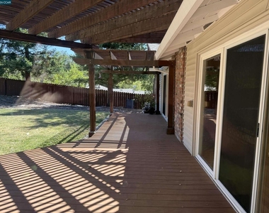1271 Summit Rd - Photo Thumbnail 20