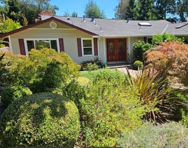 1271 Summit Rd - Photo Thumbnail 25