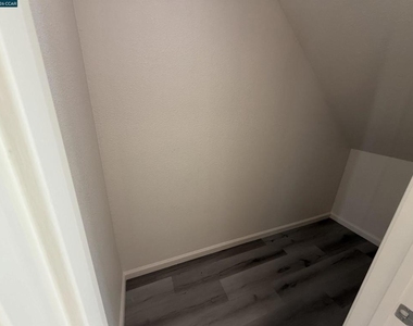 1177 Norwegian Ave - Photo Thumbnail 15