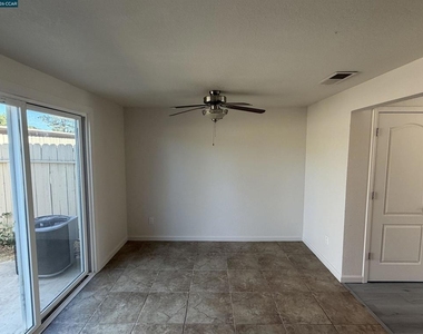 1177 Norwegian Ave - Photo Thumbnail 11