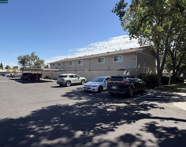 1177 Norwegian Ave - Photo Thumbnail 1