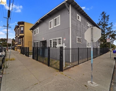 402 Bissell - Photo Thumbnail 24