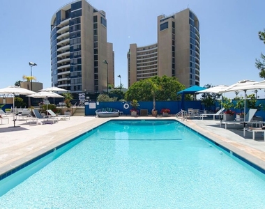 4335 Marina City - Photo Thumbnail 2