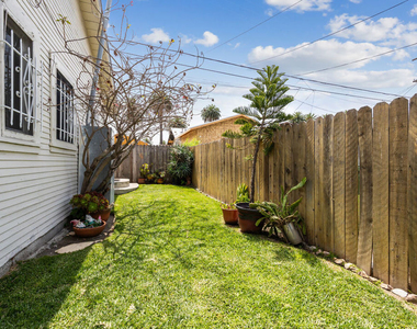 1712 1/2 W 39th Street - Photo Thumbnail 11