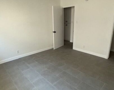 8759 Tobias Avenue - Photo Thumbnail 6