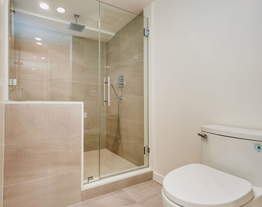 328 N Maple Drive - Photo Thumbnail 6