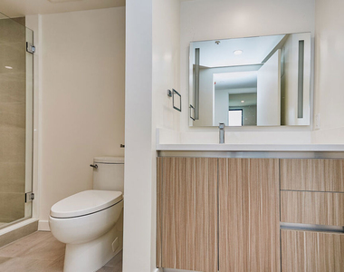 328 N Maple Drive - Photo Thumbnail 7