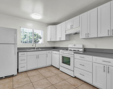 419 N. N Van Ness Avenue - Photo Thumbnail 21
