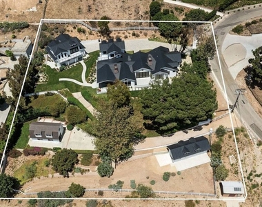 5561 Horizon Drive - Photo Thumbnail 39